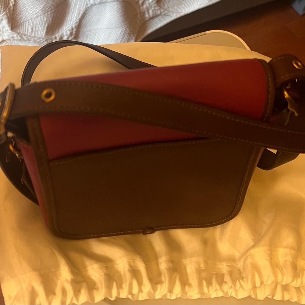 Beautiful Brand New Coach Mini Bag - Picture 4 of 8